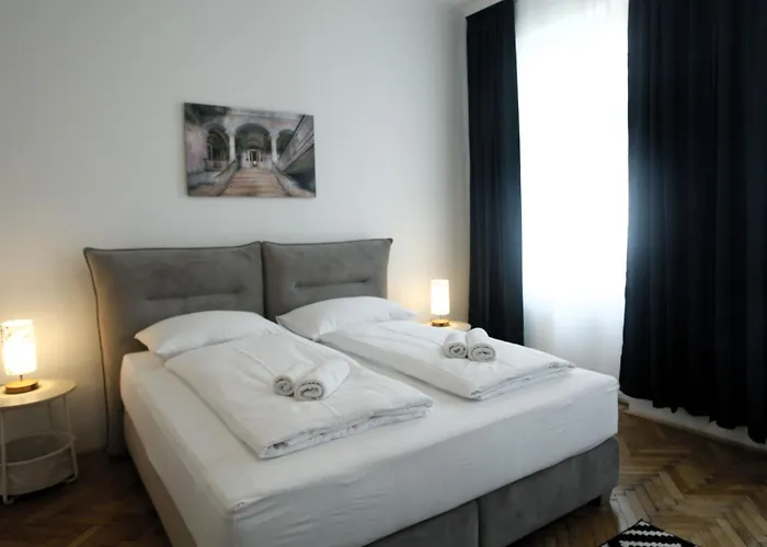 Apartment 3-Zimmer Wohnung By Interhome