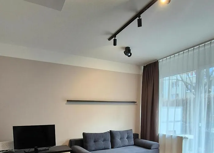 Apartment In Upscale District With Wellness Area