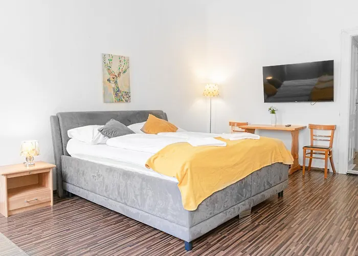 10-Min To City Center Modern 1Br Apt With Wifi, Tv