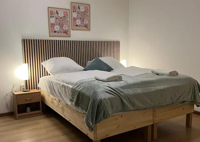 Lovely 3Br Apartment With Balcony Near Rennweg Station