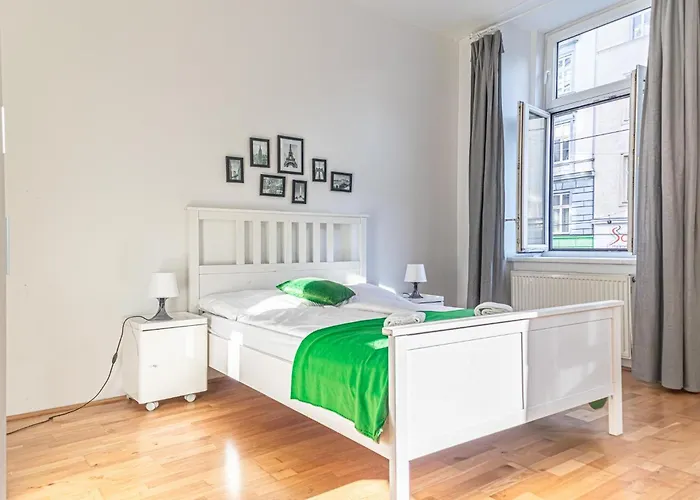 Comfortable 3Br Next To Belvedere, Ideal For Short Stays
