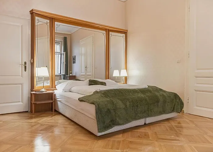 Spacious 4-Bedroom Shared Flat In The Heart Of Vienna