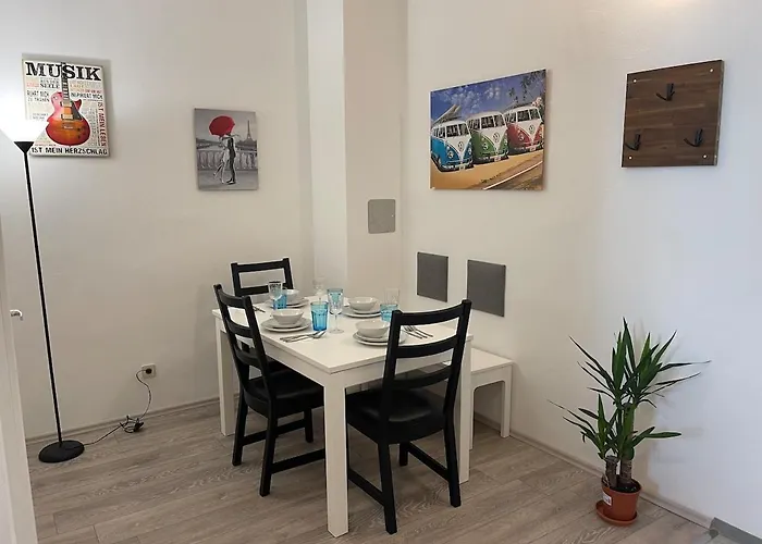 Peaceful Apartment For 4