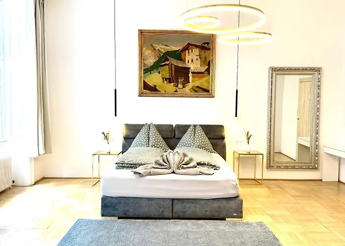 Opera Vienna Apartment 145 M2