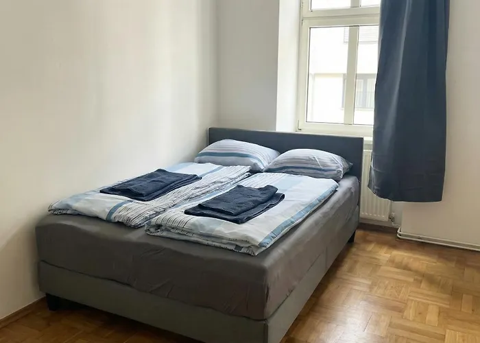 Stylish 1Br City Apartment For 5, Great Location