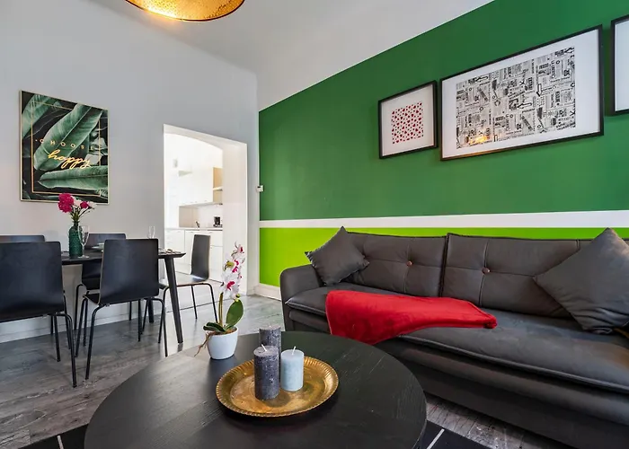 Stylish Apartment For 6 Near Vienna International Centre Metro U1