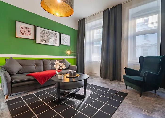 Stylish Apartment For 6 Near Vienna International Centre Metro U1