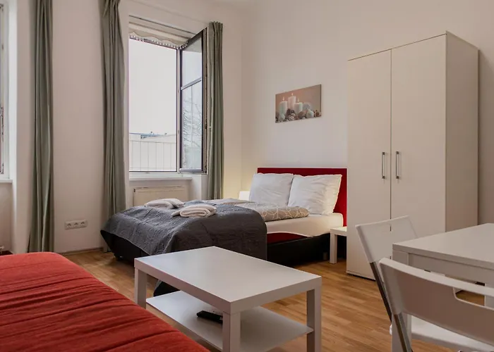 Modern 2Br Apt Close To Millennium Tower Districts