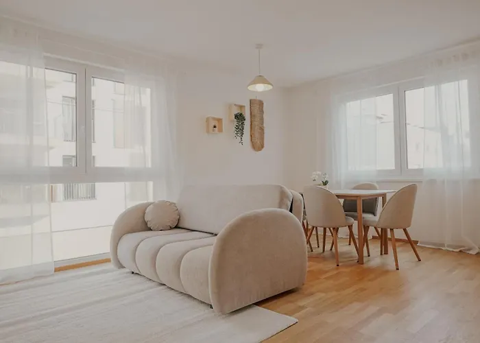 Modern Apartment Including Rooftop Terrace