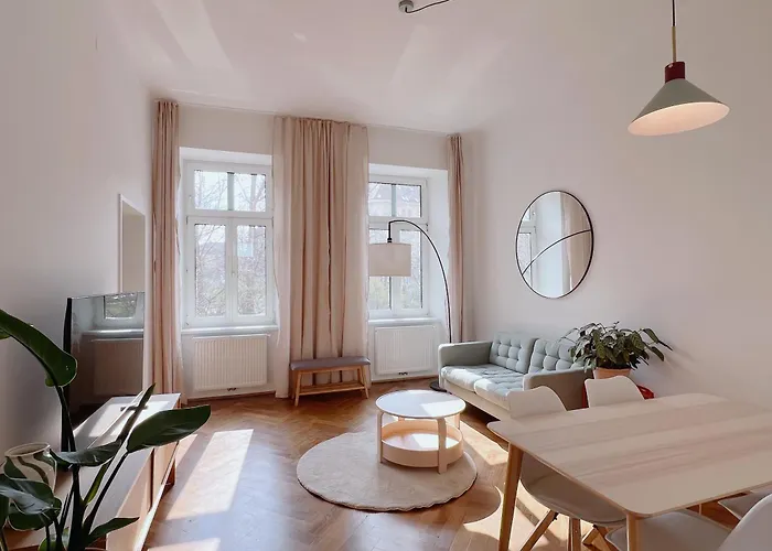 New Renovated 2Br Suite At Stadhalle