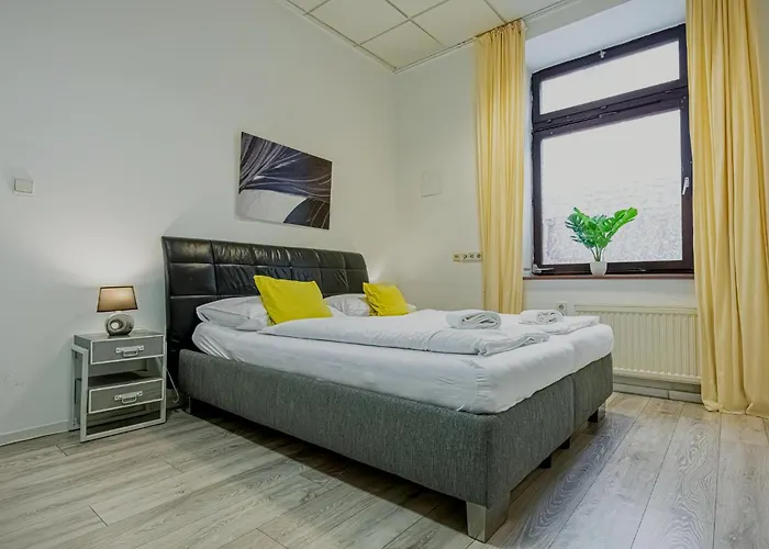 Bright 1BR Apt, Prime Vienna Location&WIFI