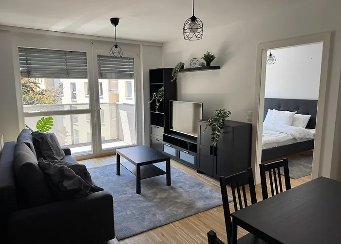 Apartment 1Br, Train Station, Central, Modern