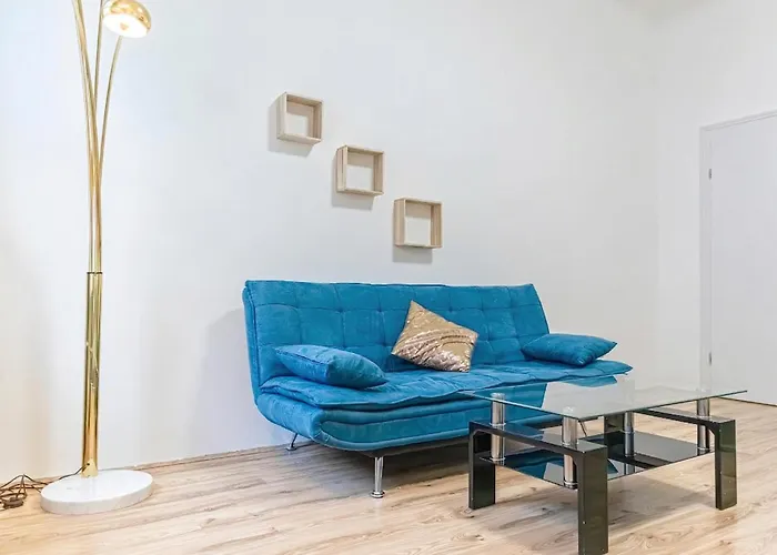 Near Westbahnhof - Cozy 2Br Apartment With Wifi, Tv For Long Stay