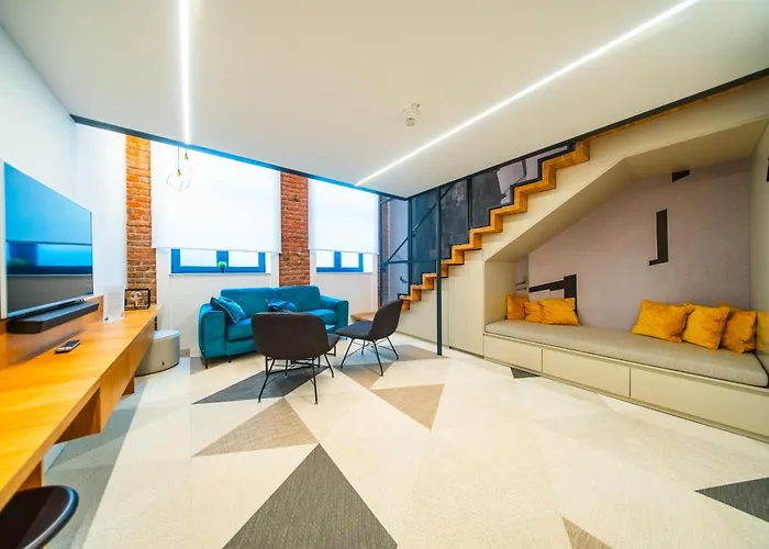 Fesh Lofts, 10Min To City Center, Ac & Kitchen
