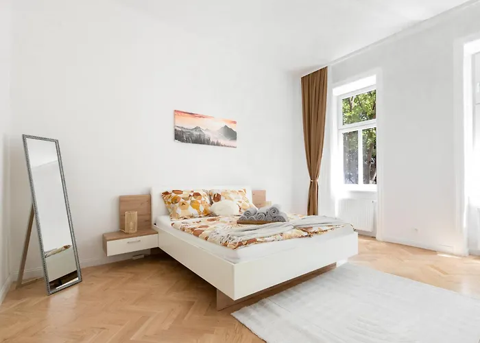Schoene 2 Zimmer Apartment Im Wiener Altbaustil Nahe Donaukanal