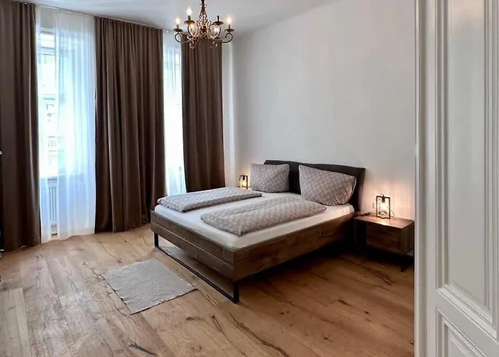Donau Dreams Modernes Hideaway L Hg9