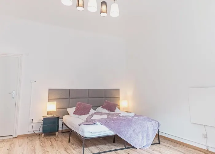Comfortable 2Br Apartment Perfect For Short Stays