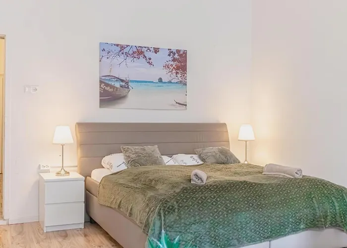 Comfy 2Br Apartment Very Central, 10-Min To Westbahnhof