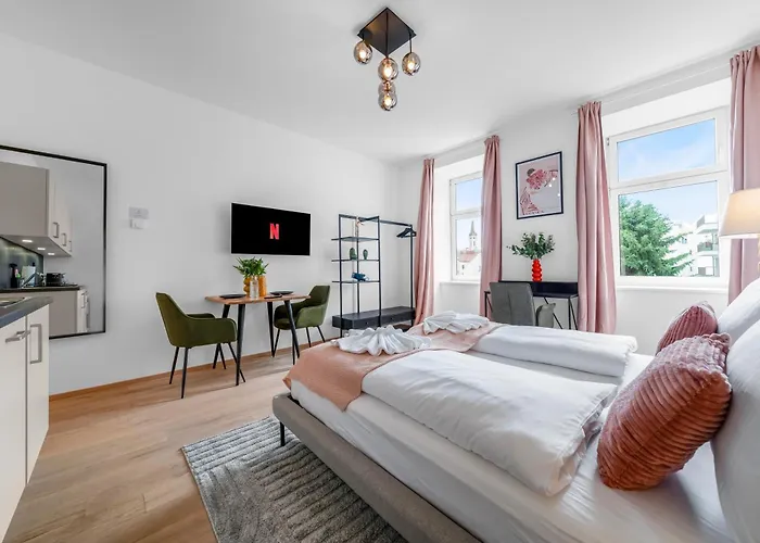 Premium Apartments, 10Min To The City Center, Kitchen, No Elevator