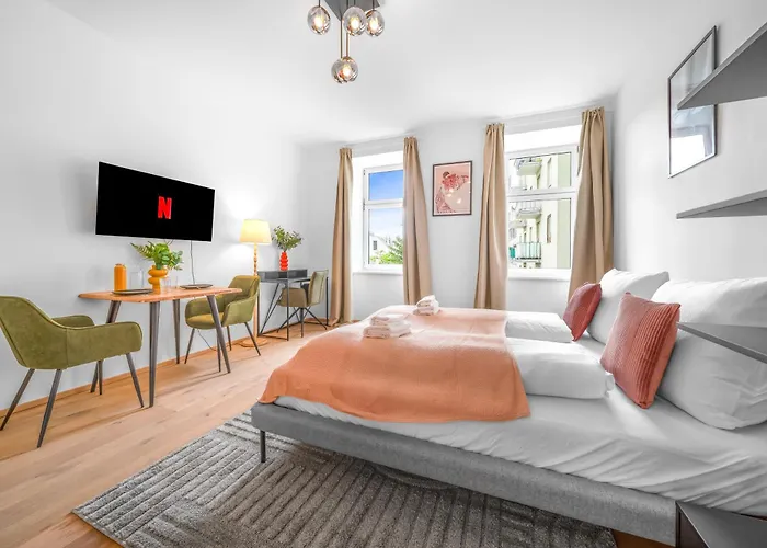 Designer Studios, 10min to Stephansplatz, Metro, no Elevator