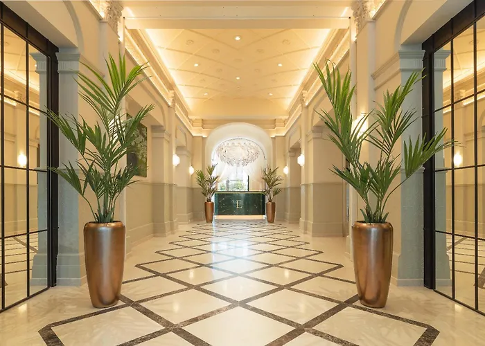 Est Hotel Palais Chotek New Opening