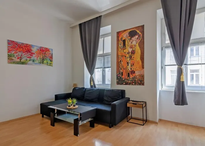 Cozy Apartment In The Heart Of The City