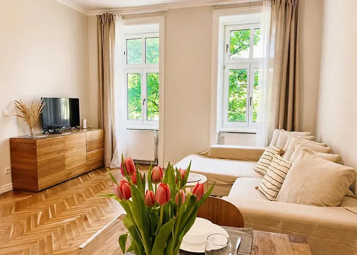 Park & Pulse - Stylish Apartment By The Park