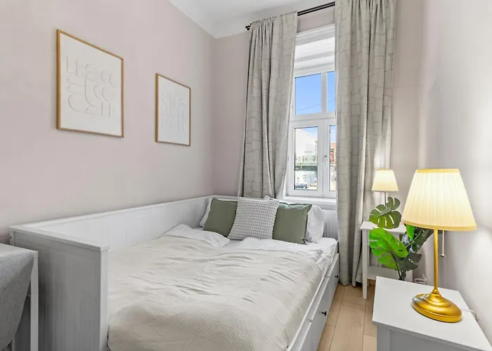 1Br Sleeps 6 - 3 Min To U6 Nussdorfer Strasse - Near Volksoper