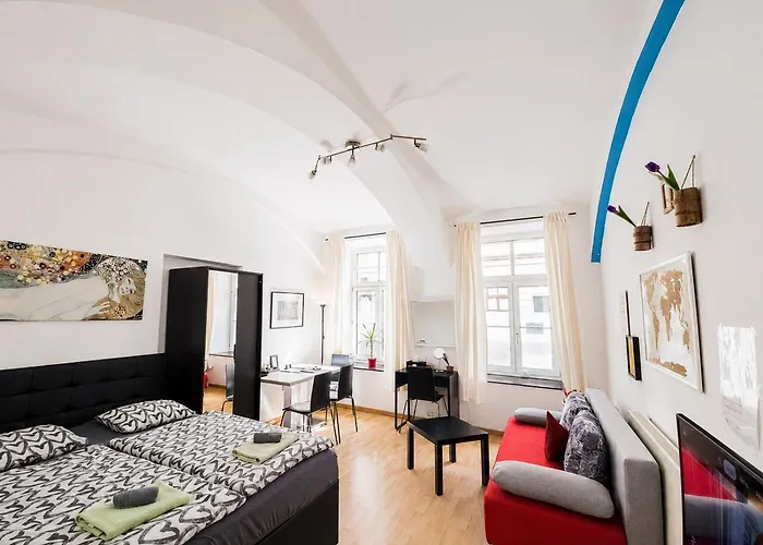 Msq Diana Vienna - 10 Min From City Center - Free Coffee And Tea - High Speed Internet