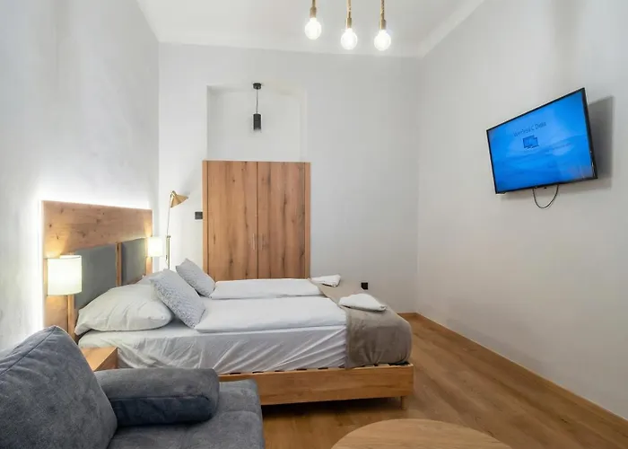 Simple Apt, With Full Kitchen Wiener Stadthalle