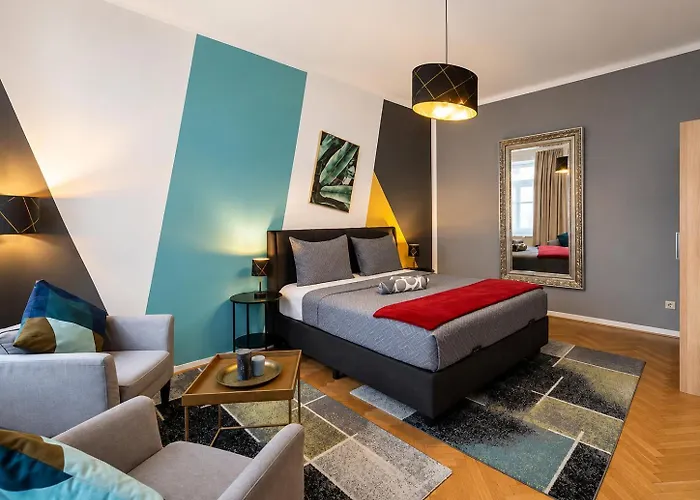 Studio With Kitchen Near Naschmarkt & U4 Metro