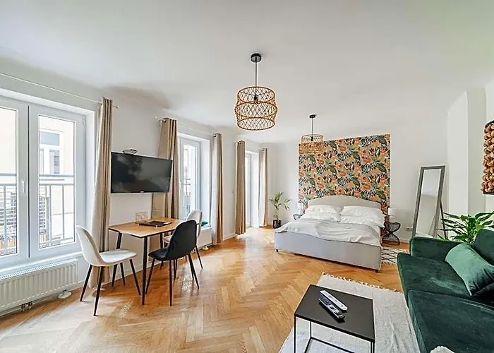 The 15'S Apartments