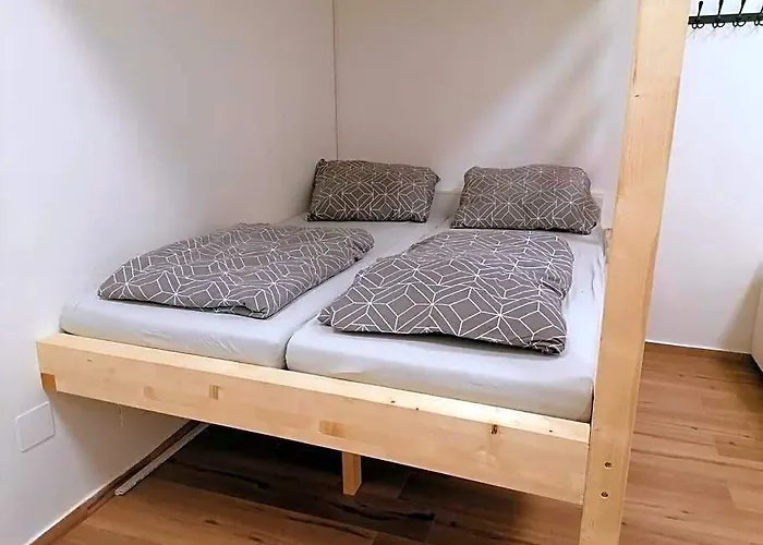 Feine Wohnung Direkt Am Yppen- Und Brunnenmarkt
