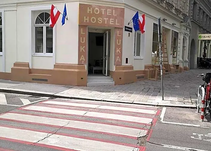 Ch-Hostel