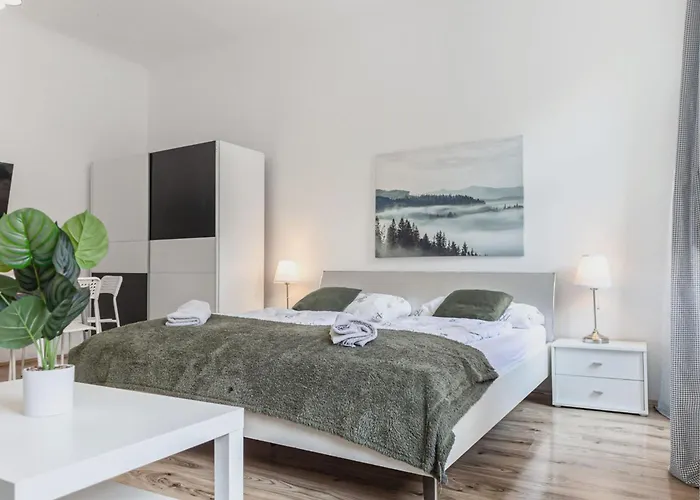 Beautiful 2Br Apartment With Fast Wifi In Prime Location