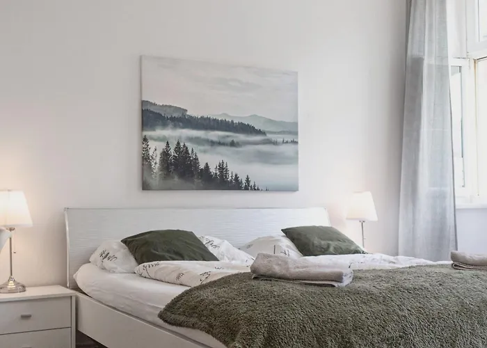 Beautiful 2Br Apartment With Fast Wifi In Prime Location