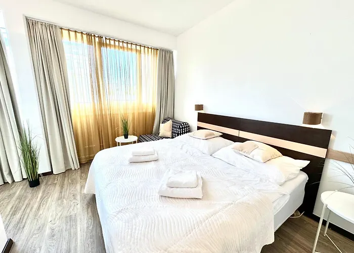 Leon Studio Apartment In Vienna,Three Sleeping Places