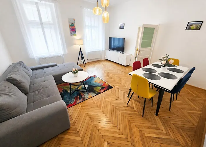 Heritage Apartments In Historical Musician Residence Of Josef Klein