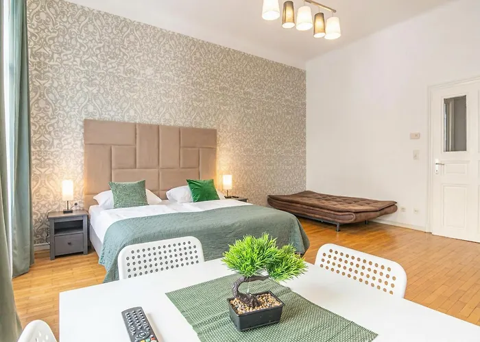 Lovely 2Br Apt Next To Rennweg & Belvedere Palace