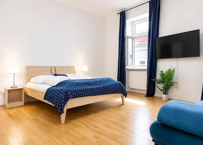 Spacious & Elegant 2Br Apartment Near Wiener Stadthalle
