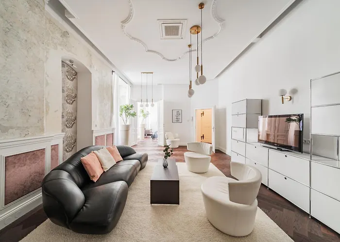 Vienna Heritage Apartment