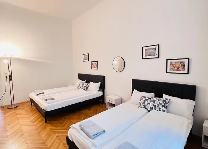 Spacious 3Br Apartment As5