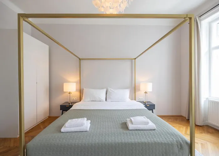 Easy-Flat Burggasse- Central Apartments Near Metro