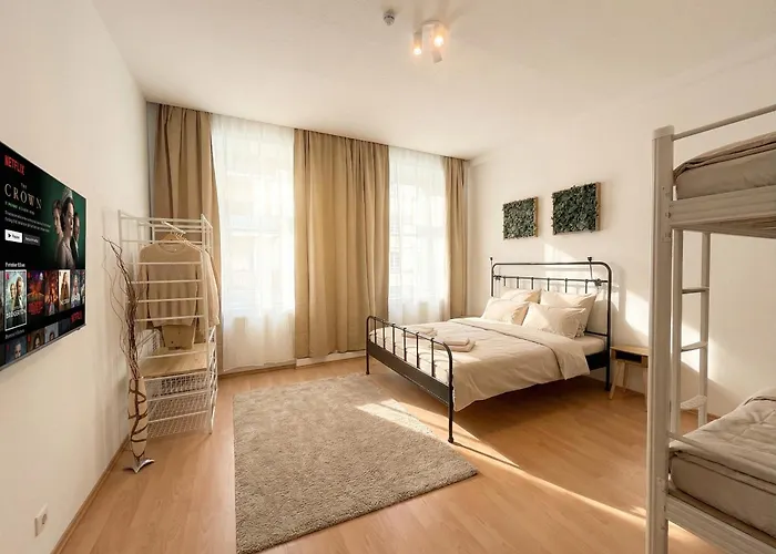 Spacious 2 bedrooms, 2 TVs