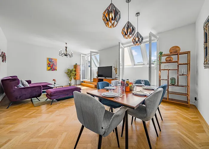 City Center Penthouse, 3 Bedrooms, 30Qm Rooftop, Ac