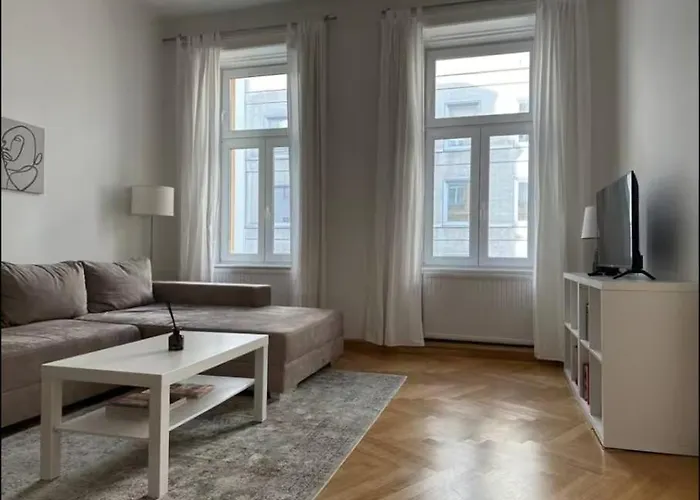 Easy-Flat Akh - 100Sqm Apartment Near Metro