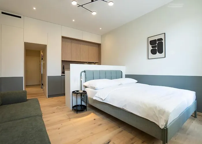 Stylish Studio With Queen-Size Bed Self Check-In