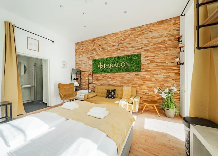 Classy Premium Apartment With Free Parking
