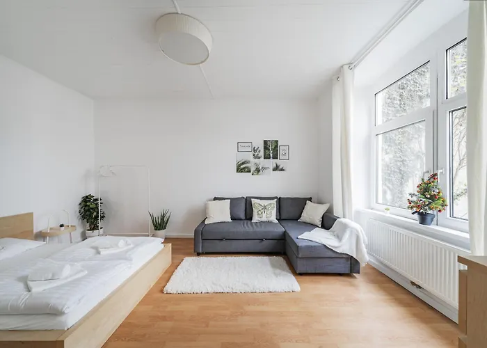 Central Courtyard Apartment