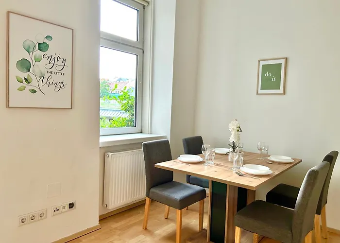 Stylish Cosy Apartment With Free Parking